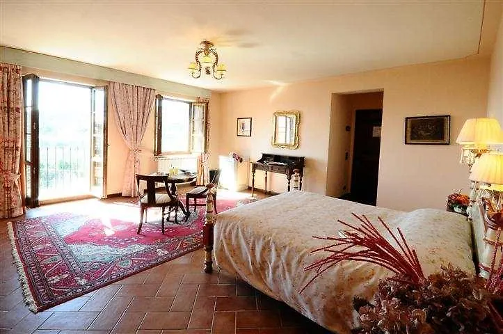 Borgo I Tre Baroni Resort Moggiona